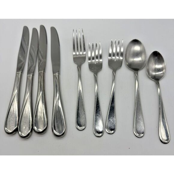 Vintage Oneida USA Stainless Flatware Set Forks Knives Spoons Silverware Utensil - Picture 1 of 5